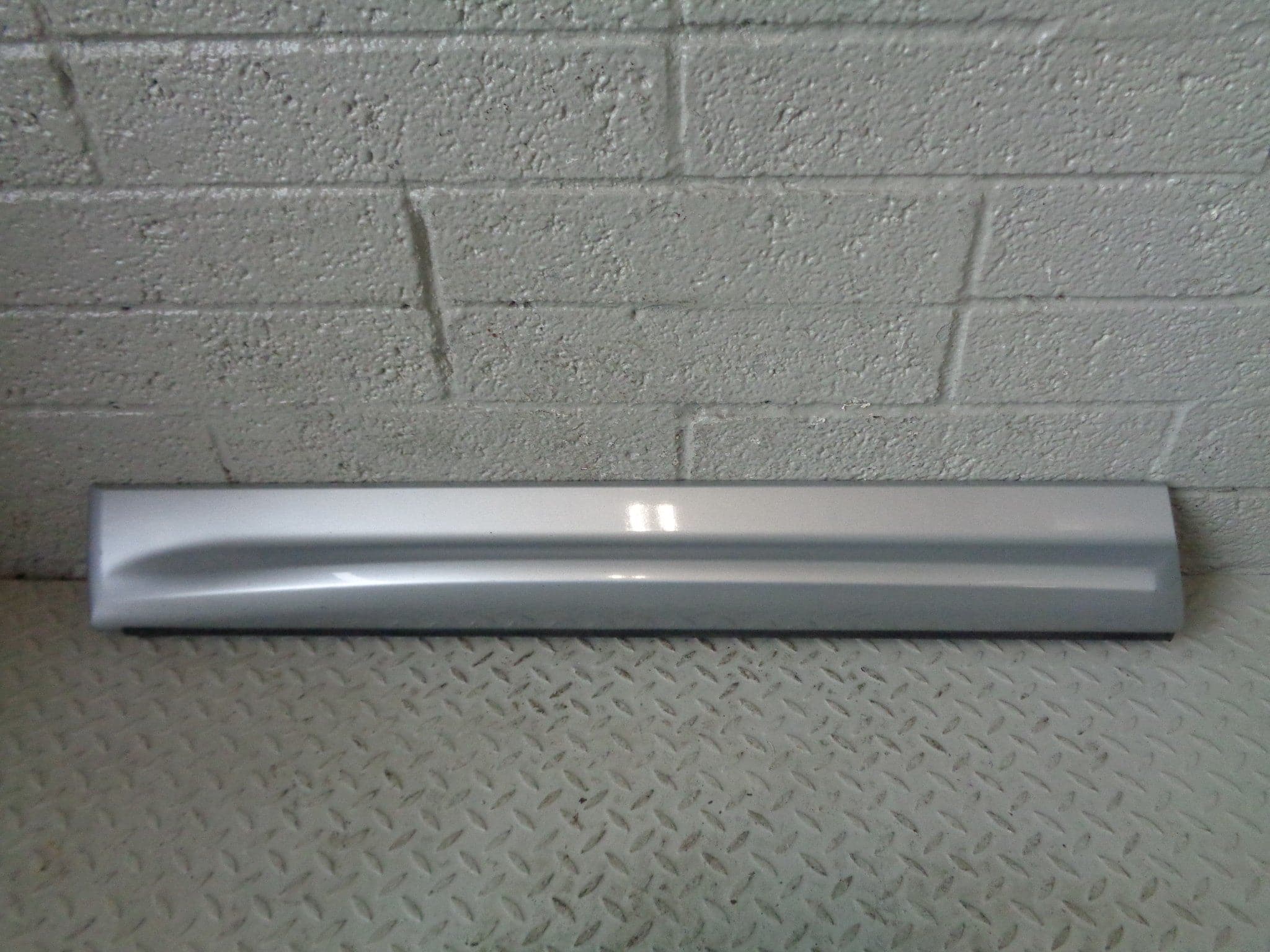 Land Rover Side Pods Range Rover Sport Door Moulding Trim Pod Near Side Front L320 Silver B ...