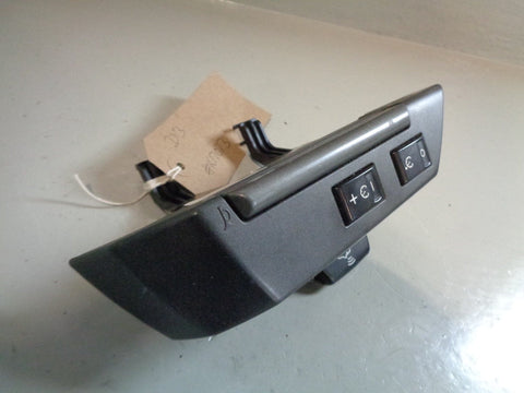 Steering Wheel Cruise Controls XPD500600WVH Discovery 3 Range Rover Sport