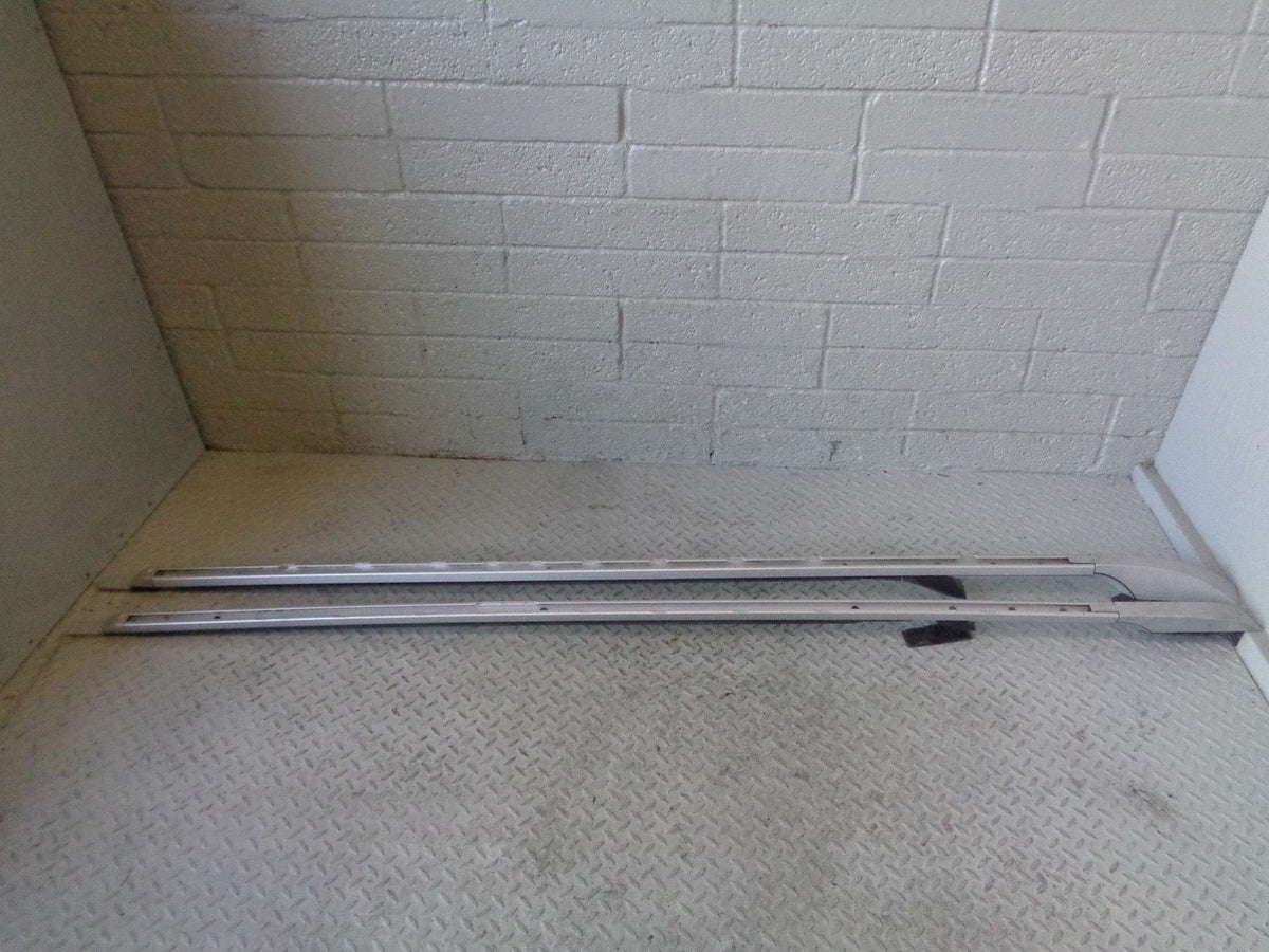 Discovery 3 Roof Rails Full Length Roof Bars in Silver Land Rover 2004 to 2009