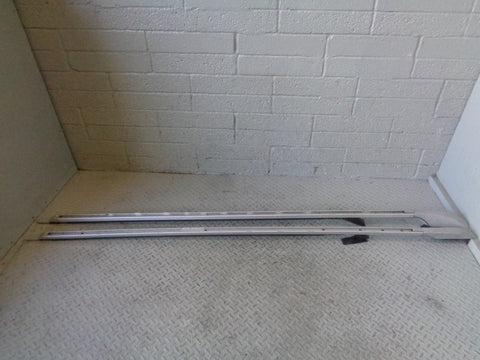 Discovery 3 Roof Rails Full Length Roof Bars in Silver Land Rover 2004 to 2009