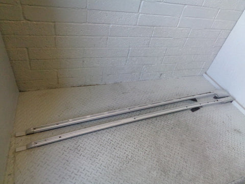 Discovery 3 Roof Rails Full Length Roof Bars in Silver Land Rover 2004 to 2009