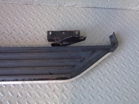 Discovery 3 Side Step Black Silver Off Side Land Rover 2004 to 2009 K31073