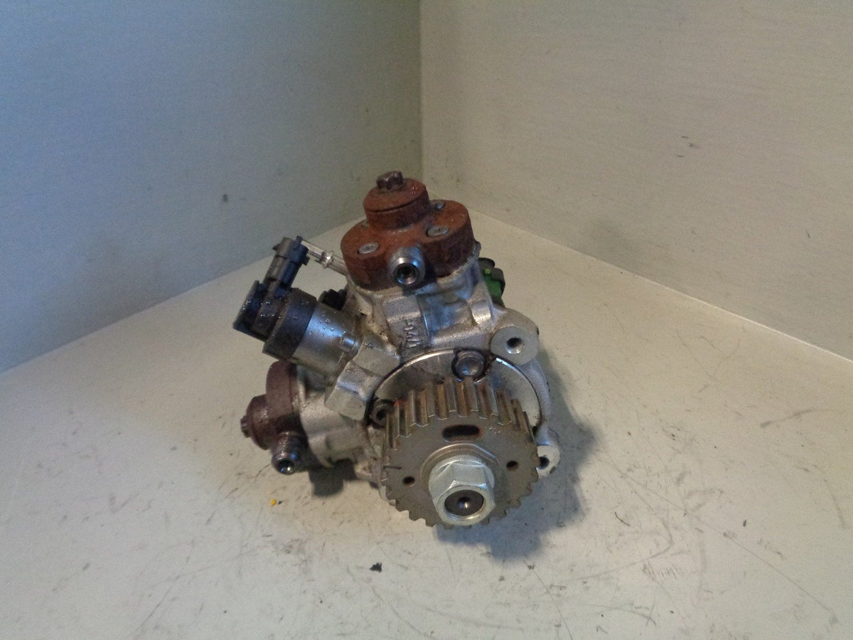 Injection Pump 3.0 TDV6 Discovery or Range Rover Sport High Pressure AH2Q9B395AC