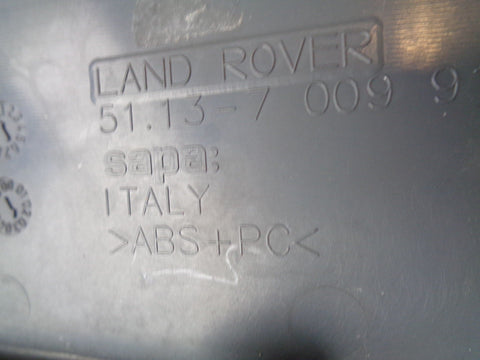 Range Rover L322 Bonnet Grill Under Windscreen with Washer Jets R08024