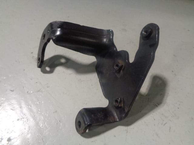Pressure Converter Valve Bracket TDV6 Range Rover Sport