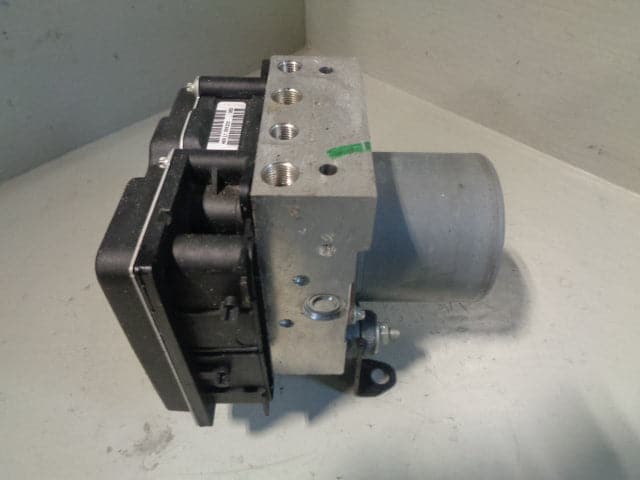 Discovery 3 ABS Module Pump Brake Land Rover SRB500164 2004