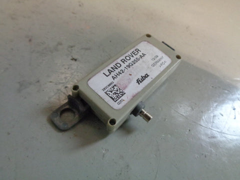 Range Rover Radio Aerial Amplifier L322 AH42-19G255-AA 2002 to 2009