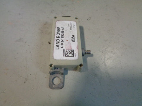 Range Rover Radio Aerial Amplifier L322 AH42-19G255-AA 2002 to 2009