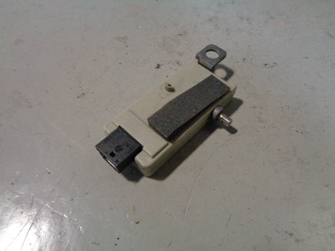 Range Rover Radio Aerial Amplifier L322 AH42-19G255-AA 2002 to 2009