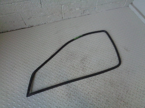 Freelander 1 Window Rubber Weather Seal Interior Off Side Front Land Rover