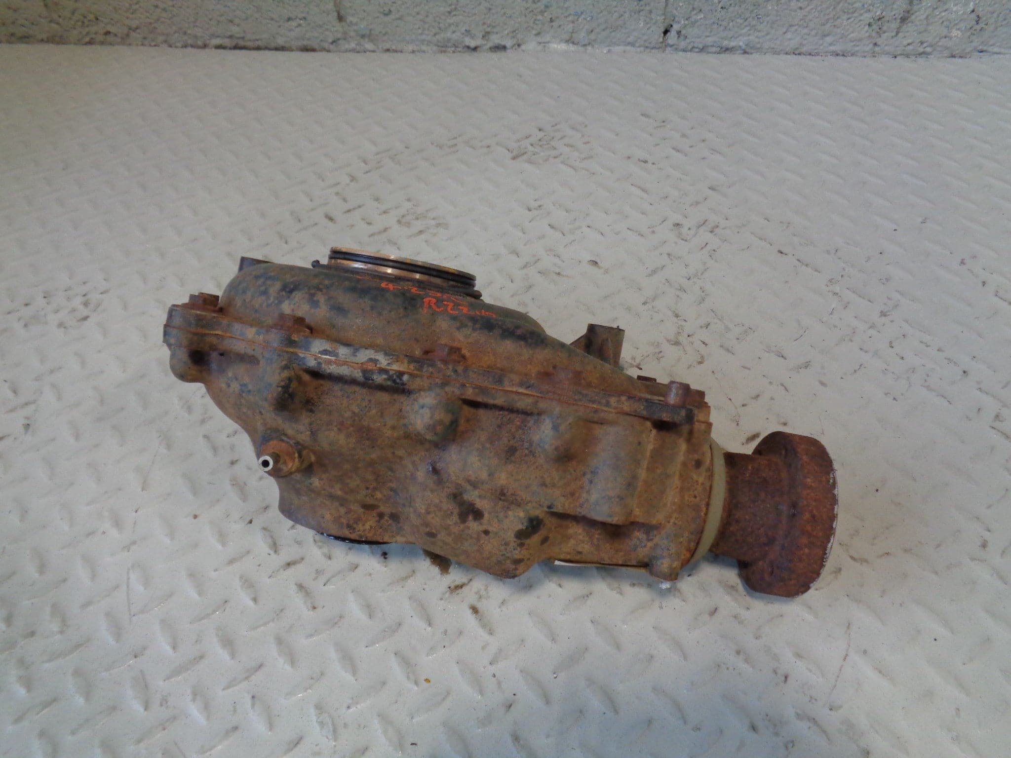 Land Rover Tdi 5 Diff Range Rover Diff Front Differential L322 4.4 or 4.2 V8 TAG500042 2005 ...