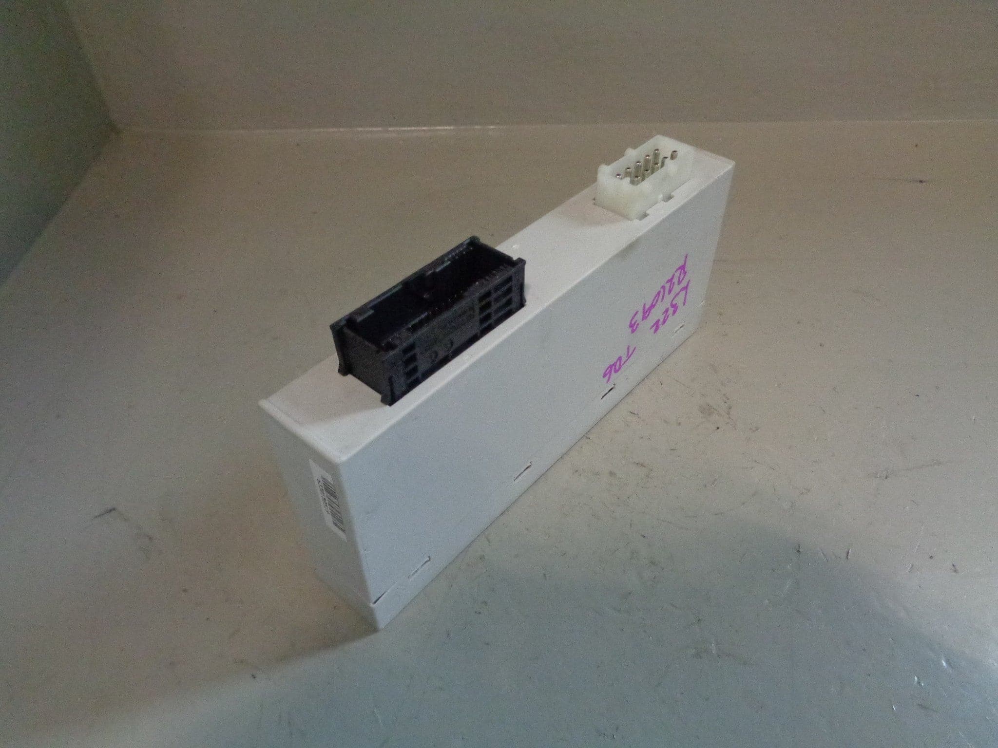 Range Rover L322 Air Suspension Control Module ECU RQT000013 2002 to 2