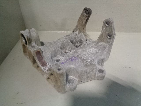 Freelander 2 Driveshaft Mount Bracket 2.2 TD4 6G9N-4H473-CC Land Rover