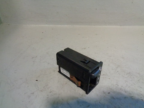 Freelander 1 Headlight Level Switch YUT500010PUY Land Rover 2001 to 2006