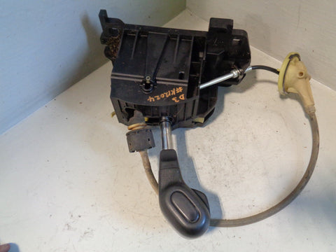 Discovery 3 Automatic Gear Selector Gearstick UCB500070 Land Rover 2004 to 2009