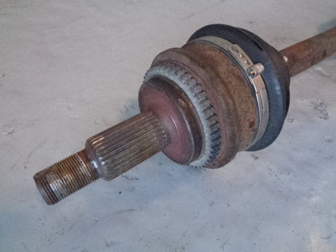 Range Rover Sport Driveshaft Near Side Rear 2.7 TDV6 L320 2005 to 2009