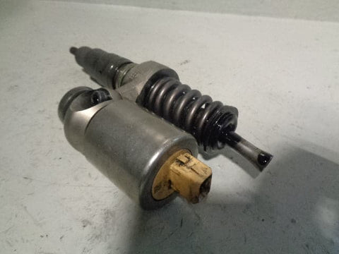 Discovery 2 Fuel Injector Black Top TD5 10P Defender Land Rover MSC100670