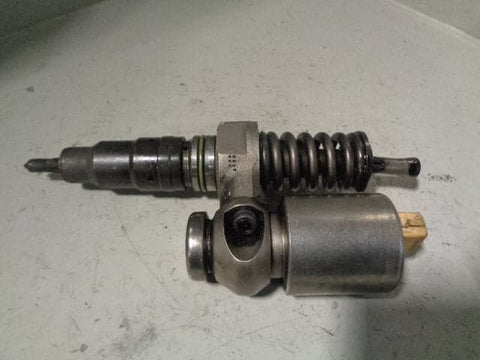 Discovery 2 Fuel Injector Black Top TD5 10P Defender Land Rover MSC100670