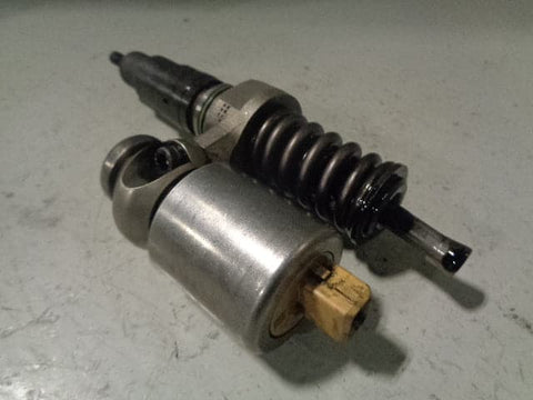 Discovery 2 Fuel Injector Black Top TD5 10P Defender Land Rover MSC100670