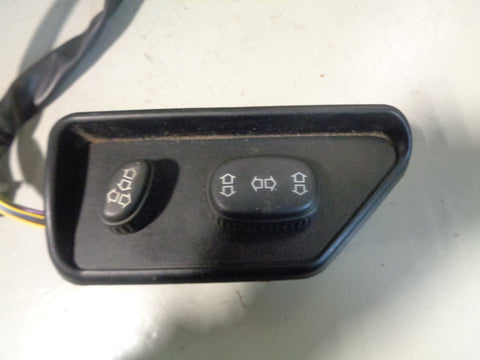 Discovery 2 Electric Seat Switch Near Side Front with Wiring Loom Land Rover