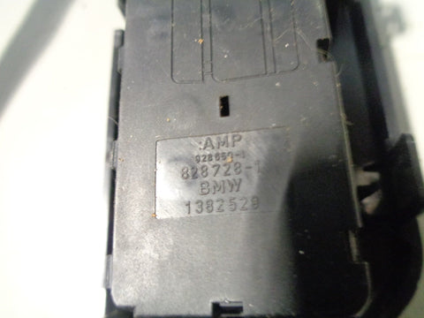 Discovery 2 Electric Seat Switch Near Side Front with Wiring Loom Land Rover