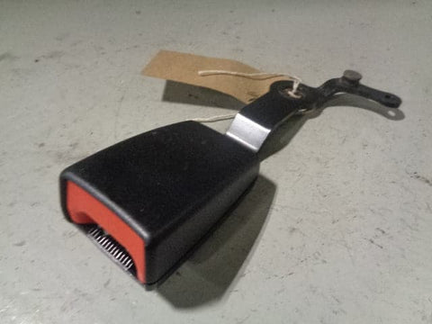 Discovery 3 Seat Belt Buckle Clasp 3rd Row Off Side Rear Type 1 2006 to 2009