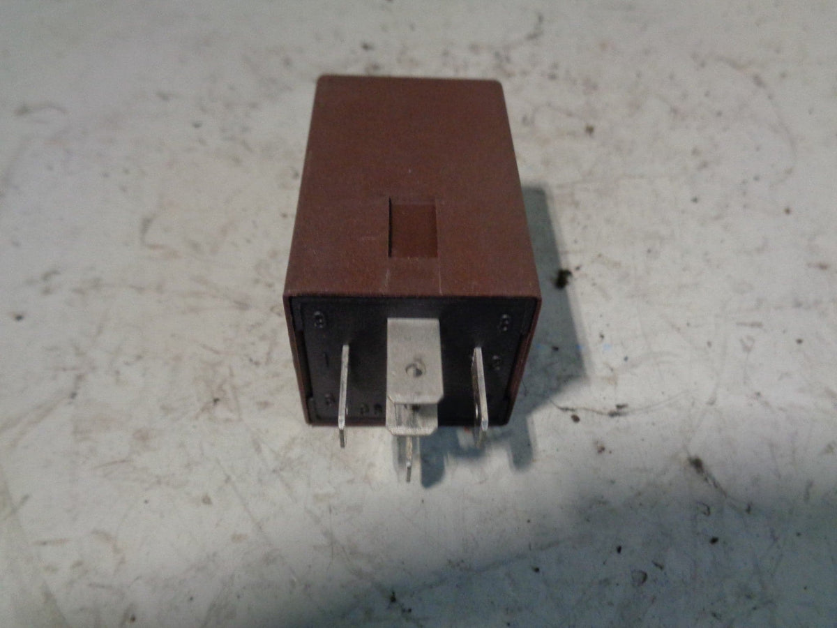 Freelander 1 Folding Mirror Relay 1S7T 17L684 AA Land Rover 2002 to 2006