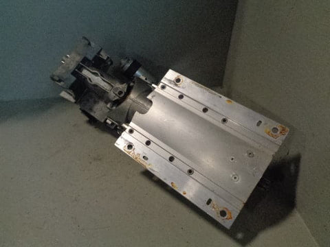 Range Rover L322 Steering Column Upper Electric QMB000162 2002 to 2006