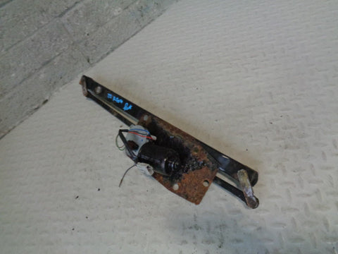 Discovery 2 Front Wiper Motor and Linkage DKD100620 Land Rover R17014