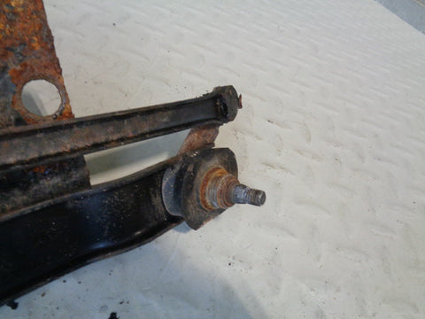 Discovery 2 Front Wiper Motor and Linkage DKD100620 Land Rover R17014