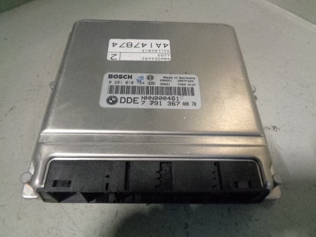 Range Rover L322 ECU Main Engine Control Unit NNN000461 3.0 TD6 2002 to 2006
