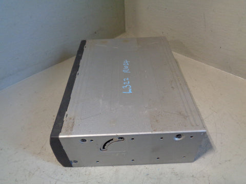 Range Rover L322 DVD Multi Changer Player 6 Disc XQE500060 2005 to 2009
