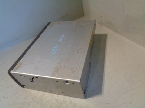 Range Rover L322 DVD Multi Changer Player 6 Disc XQE500060 2005 to 2009