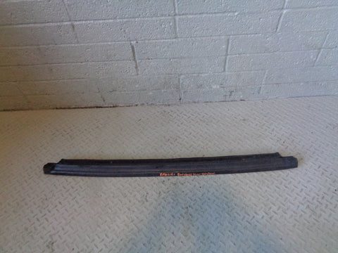 Freelander 1 Window Rubber Weather Seal Tailgate Rear Lower Land Rover