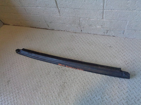 Freelander 1 Window Rubber Weather Seal Tailgate Rear Lower Land Rover
