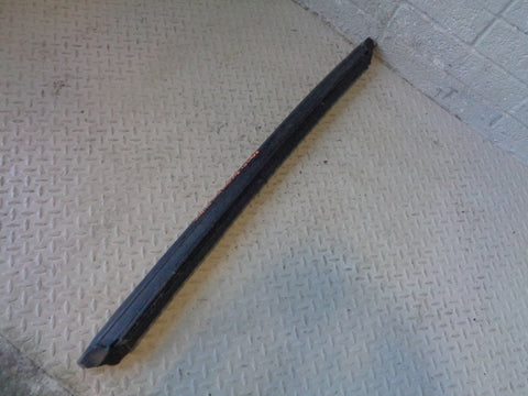 Freelander 1 Window Rubber Weather Seal Tailgate Rear Lower Land Rover