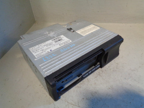 Range Rover L322 CD Multi Changer XQE500202 6 Disc Clarion 2005 to 2010