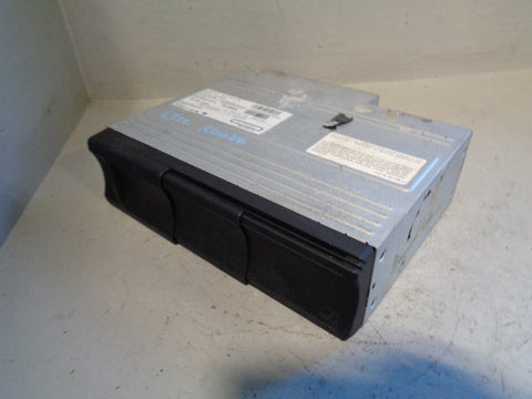 Range Rover L322 CD Multi Changer XQE500202 6 Disc Clarion 2005 to 2010