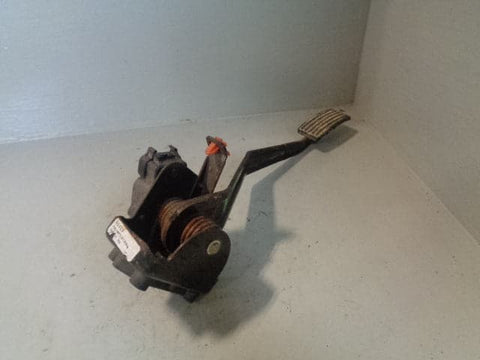 Discovery 2 Throttle Pedal Automatic SAB101390 TD5 Land Rover 1998 to 2002