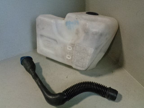 Range Rover Sport L320 Washer Bottle Pump Windscreen 2005 to 2009 1 Pump