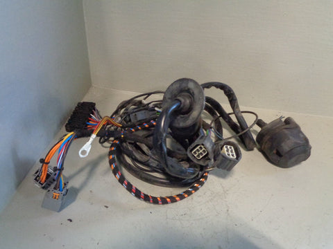 Land Rover Discovery 3 Trailer Towing Wiring Loom with 13 Pin Plug 2004 to 2009