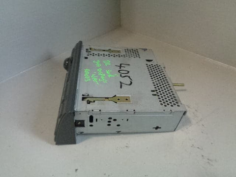 Discovery 2 Stereo Head Unit Radio Cassette Land Rover Spares or Repairs R07073