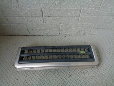 Discovery 2 Front Grille Pre-Facelift Land Rover Blenheim Silver 1998 to 2002