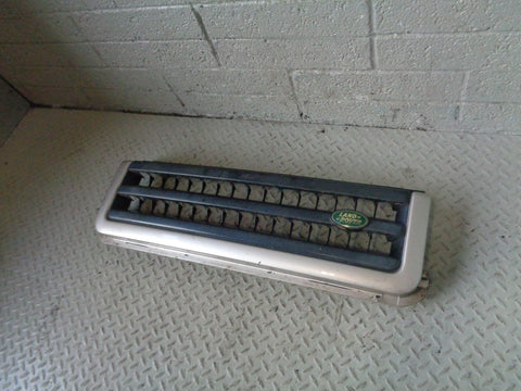 Discovery 2 Front Grille Pre-Facelift Land Rover Blenheim Silver 1998 to 2002