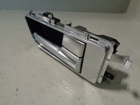 Discovery 4 Interior Door Handle Off Side Rear Land Rover 2009 to 2016