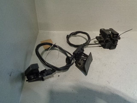 Discovery 4 Bonnet Release Cable and Catches with Lever Land Rover 2009 to 2016