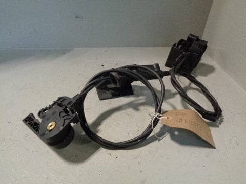 Discovery 4 Bonnet Release Cable and Catches with Lever Land Rover 2009 to 2016