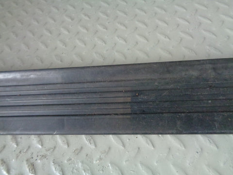 Discovery 2 Rear Bumper Scuff Load Trim Land Rover 1998 to 2004
