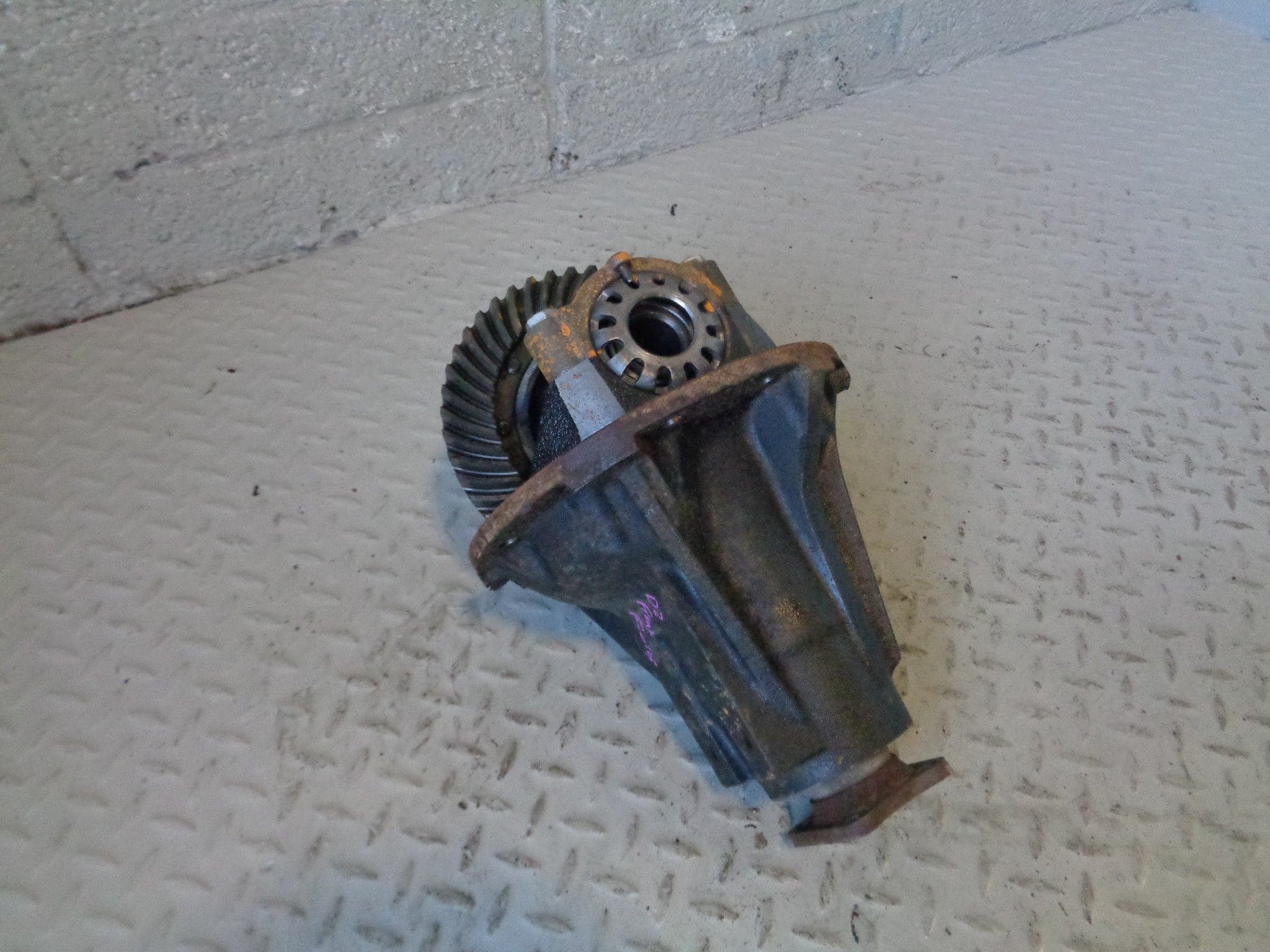 Square Diff Discovery 2 Diff Front Differential 24 Spline Square Flange Land Rover ...