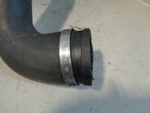 Discovery 3 Intercooler Pipe Turbo Hose 2.7 TDV6 Land Rover PNH500223